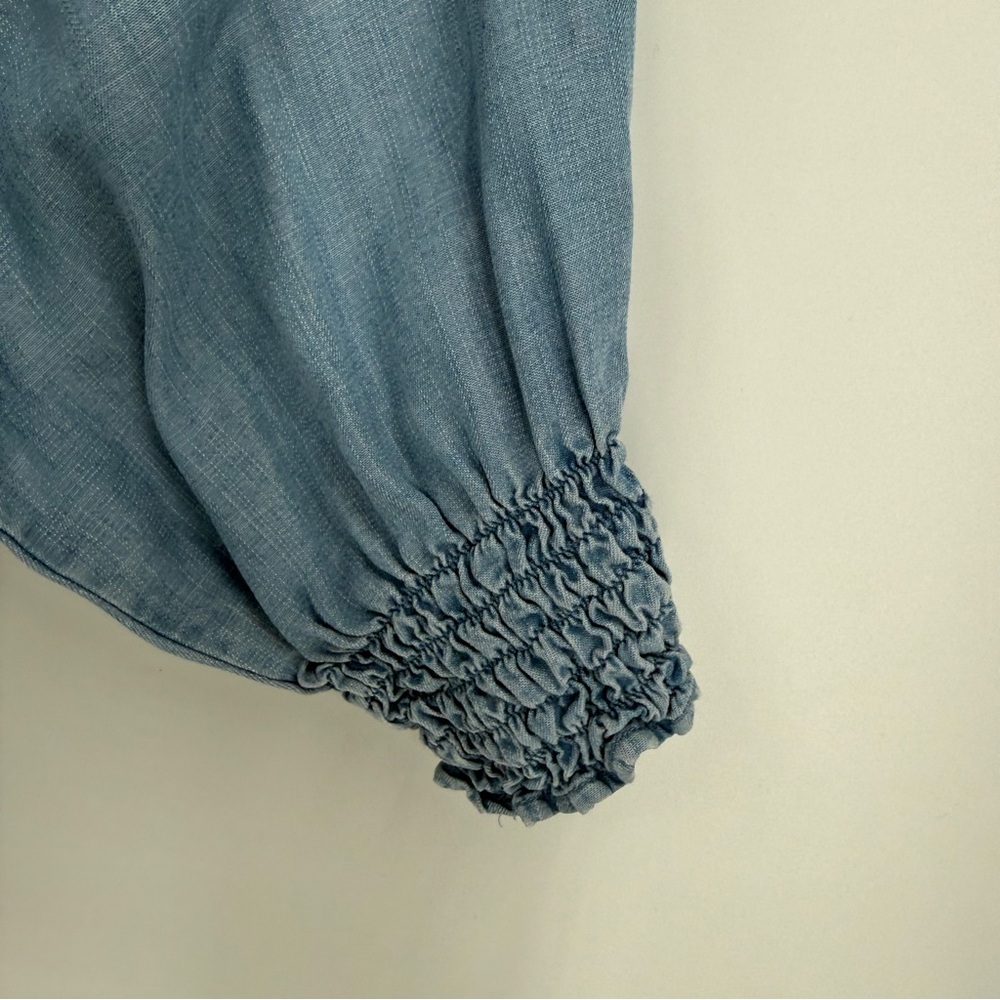 Cloth & Stone Chambray Button Up Shirt 2X Denim Boho Collared Smocked Cuffs - Picture 7 of 10